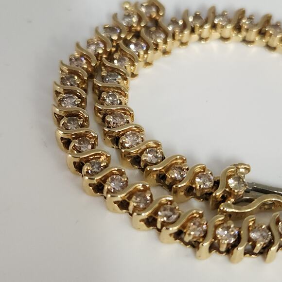 Vintage 14k Yellow Gold Diamond Tennis Bracelet 7" - Picture 2 of 9